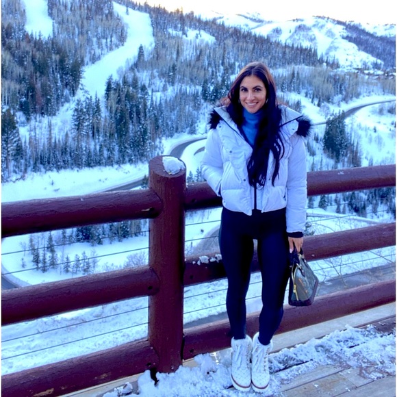 ✨ M E E T • M E ✨ The Posher - Picture 10 of 17